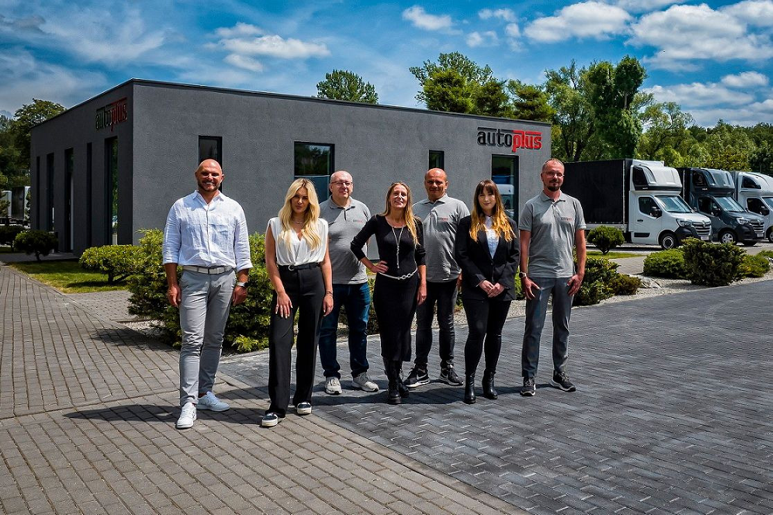 AUTO-PLUS DEALER - fordon till salu undefined: bild 4