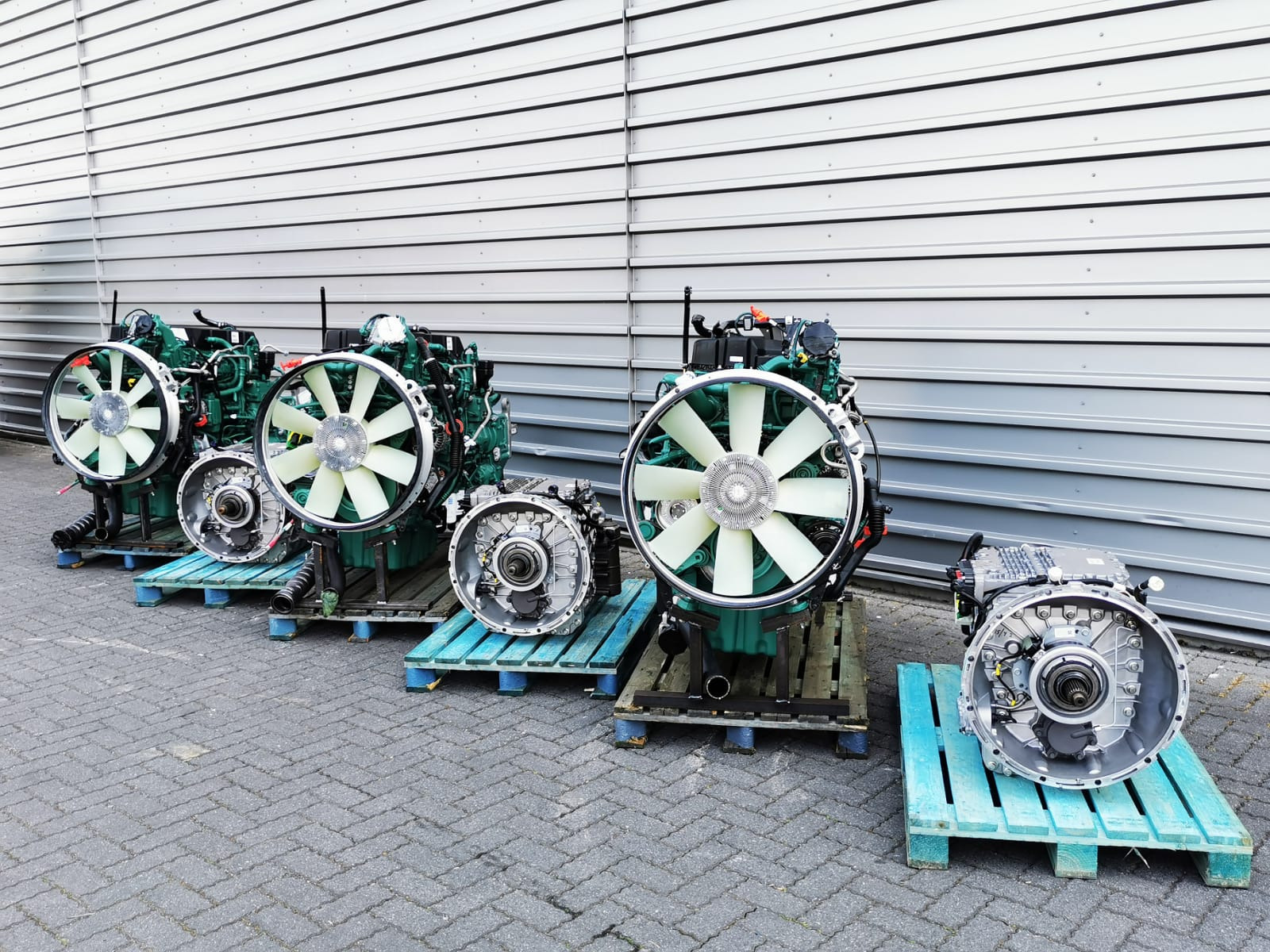 BAS PARTS & TYRES B.V. undefined: bild 14