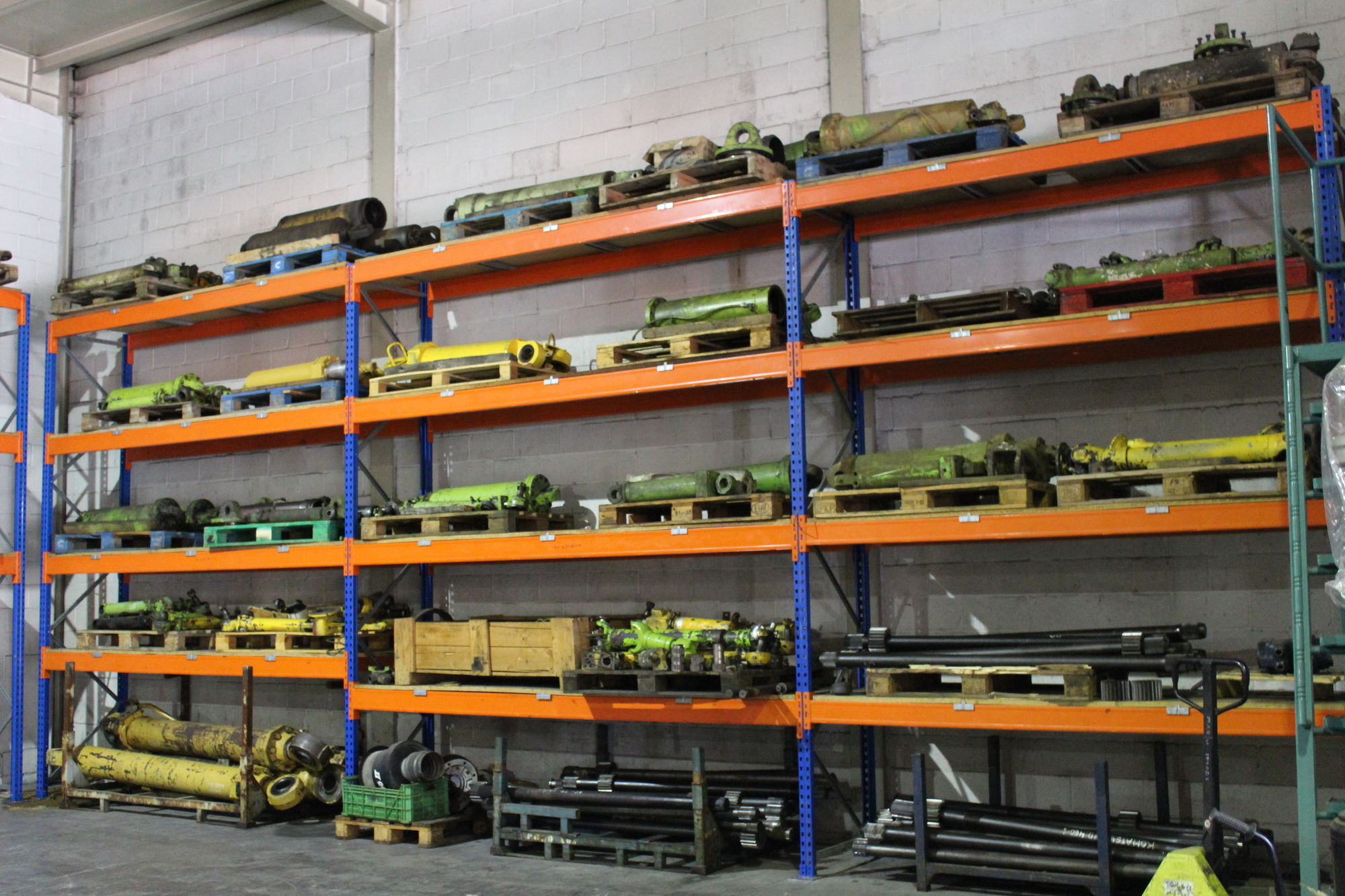 MAQUINARIA HONRADO S.L. - Materialhanteringsutrustning undefined: bild 4