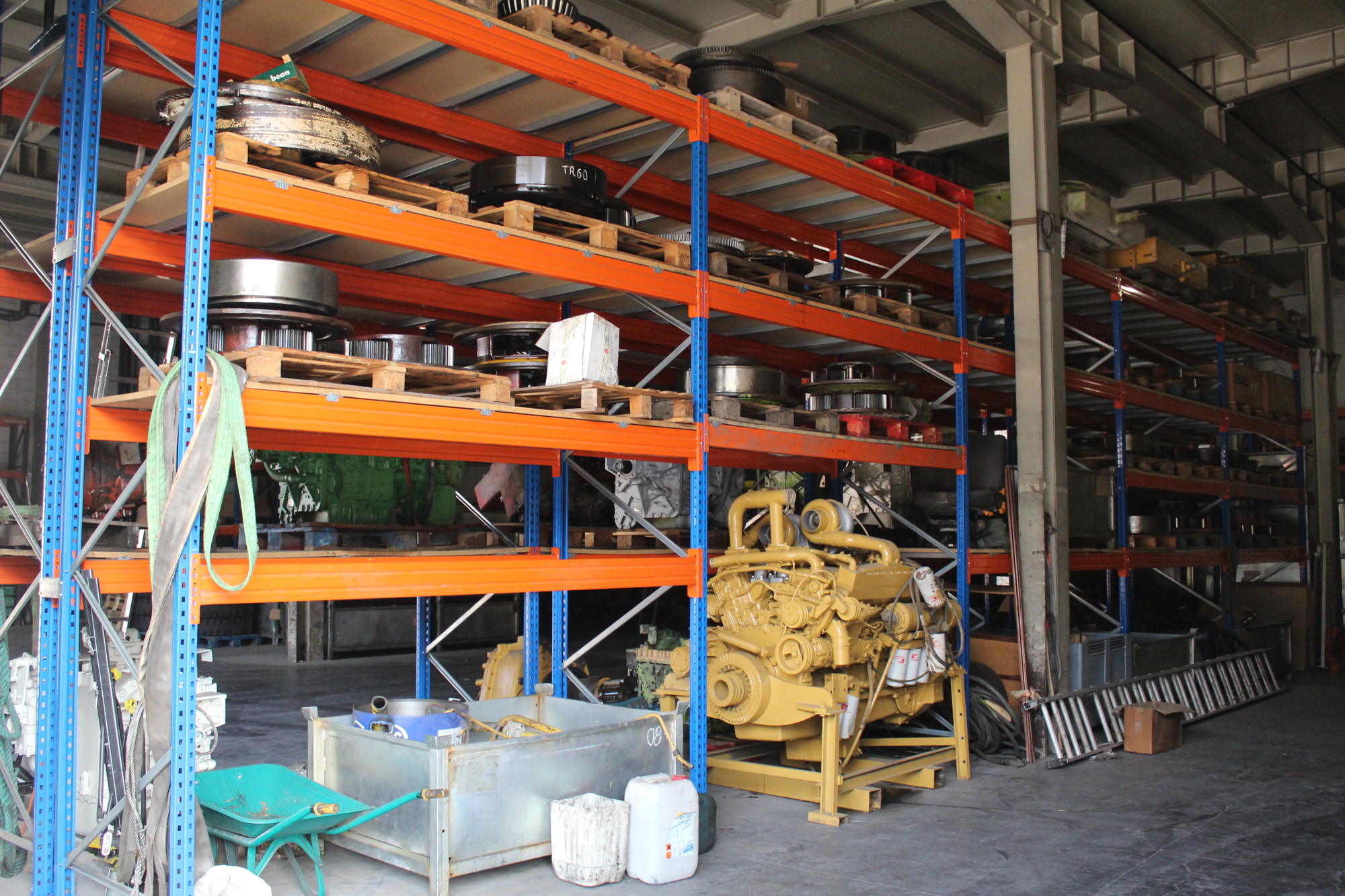 MAQUINARIA HONRADO S.L. - Materialhanteringsutrustning undefined: bild 5