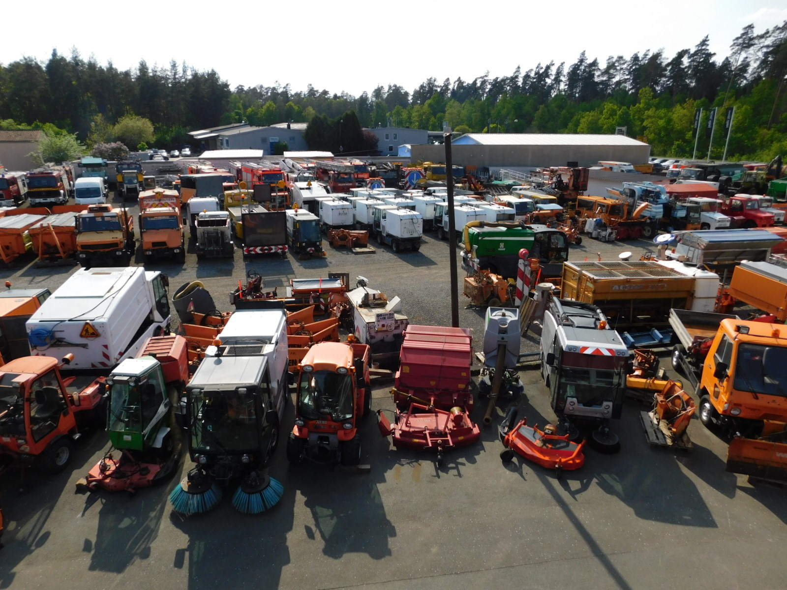 Auto Ungar GmbH & Co. KG Kommunalfahrzeuge - Lastbilar - År: 2010, 4x2 undefined: bild 1