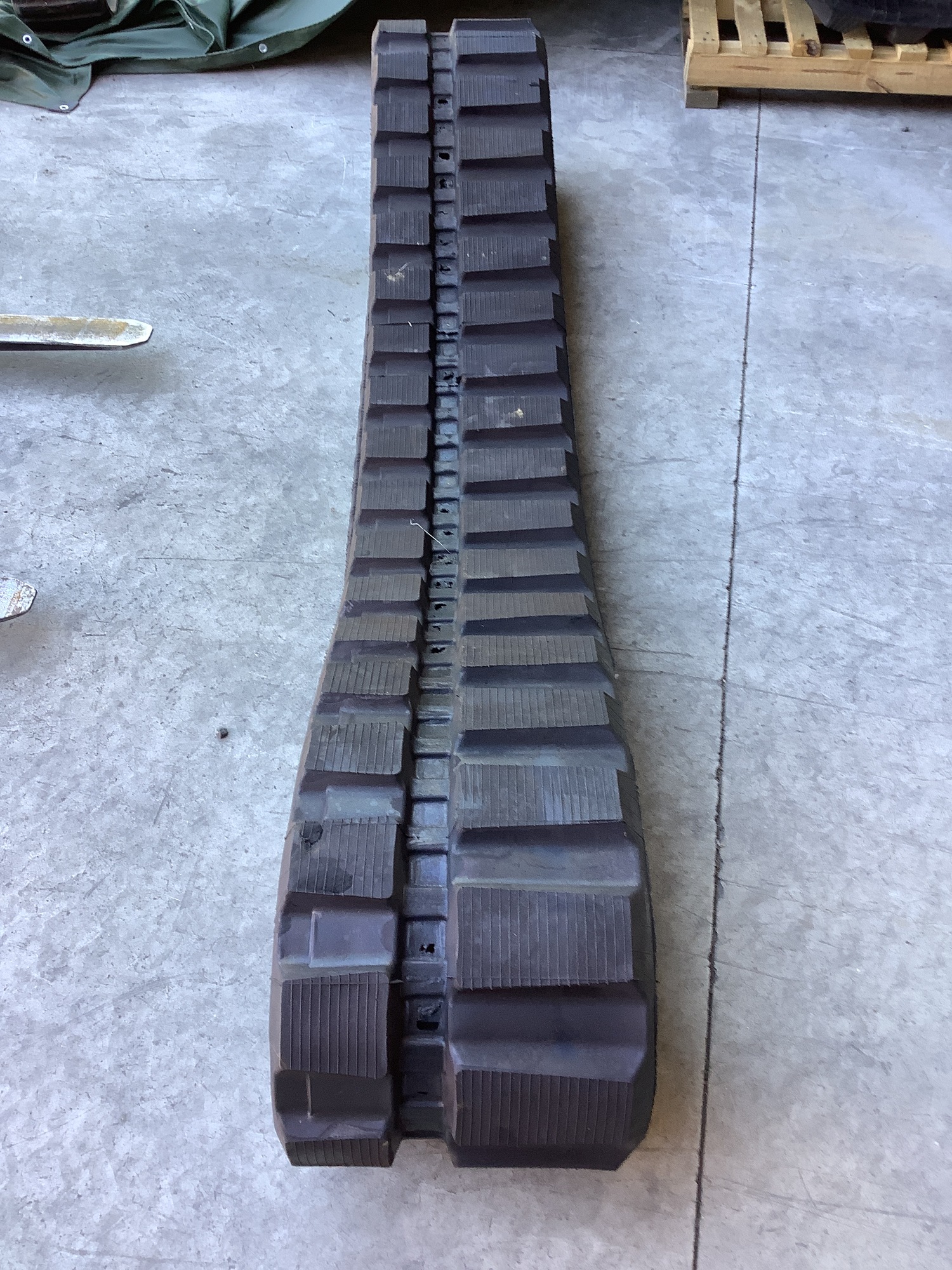 GLOBAL TRACK WAREHOUSE EUROPE GMBH - Reservdelar CATERPILLAR undefined: bild 9