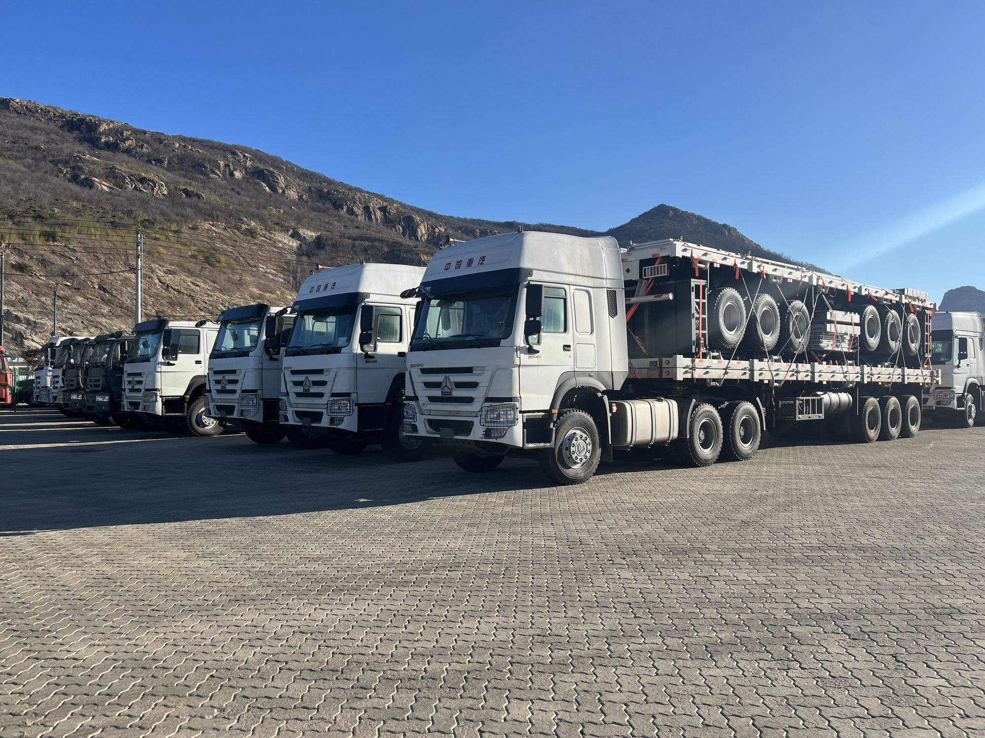 Qingdao Higher Weight Trade Co. LTD - Lastbilar SINOTRUK - 6x4 undefined: bild 4