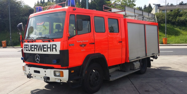 1&1 - Automobile - Utility/ Specialfordon - År: 1995, 4x2 undefined: bild 3