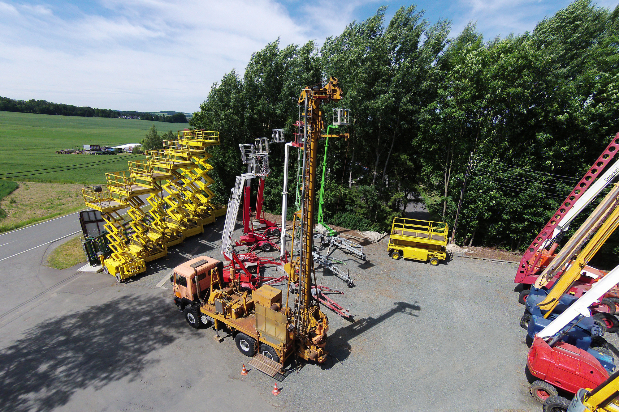 BASAN GmbH - Lastbilar MERCEDES-BENZ - kran, växellåda: manuell undefined: bild 6