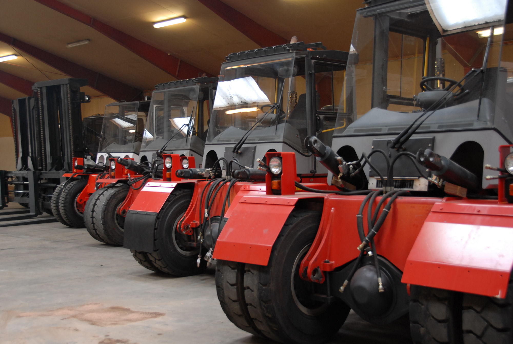 UnikTruck A/S - Materialhanteringsutrustning SVETRUCK - År: 2001 undefined: bild 5