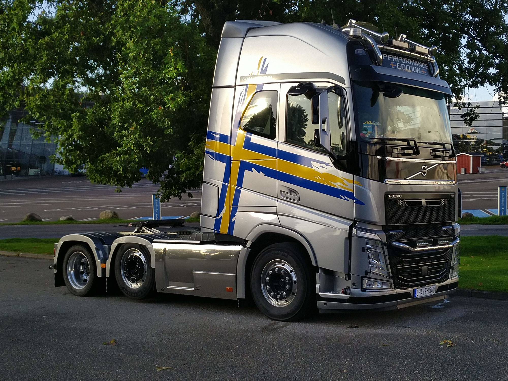 LKW-Service Nuernberger KG - Lastbilar - År: 2007 undefined: bild 2