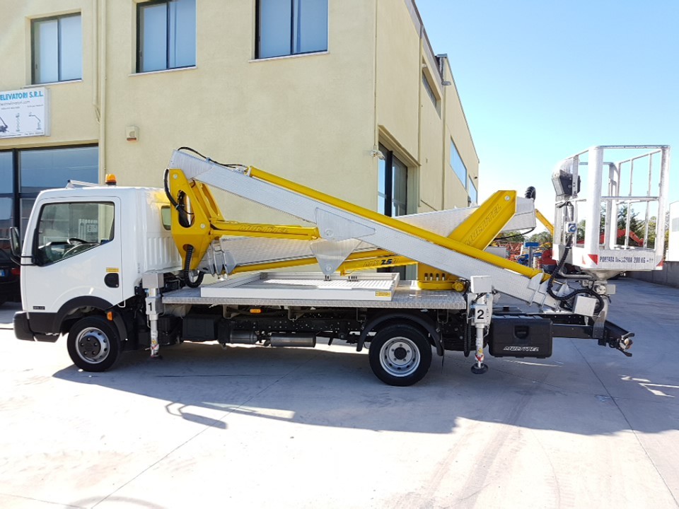 Centro Elevatori SRL - fordon till salu undefined: bild 5
