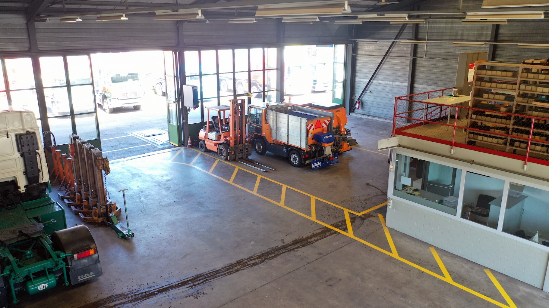 BAFAG  AG - fordon till salu undefined: bild 9