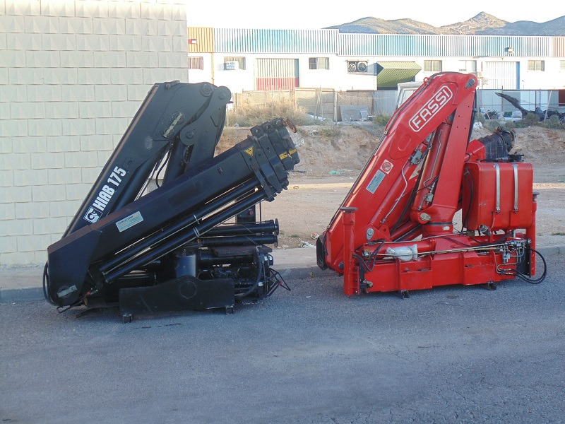 GRUCOM - fordon till salu undefined: bild 3