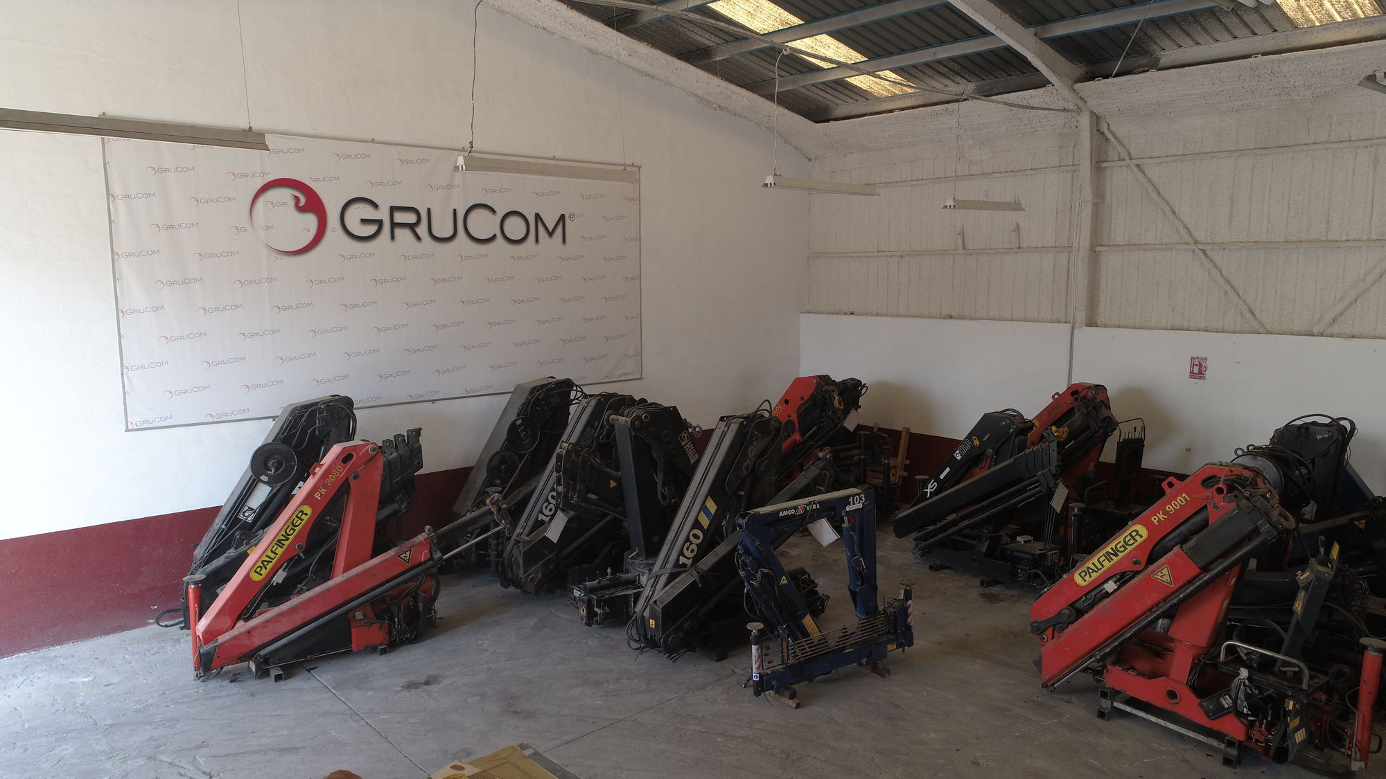 GRUCOM - fordon till salu undefined: bild 2