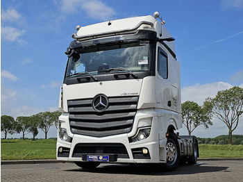 Dragbil MERCEDES-BENZ Actros 1845