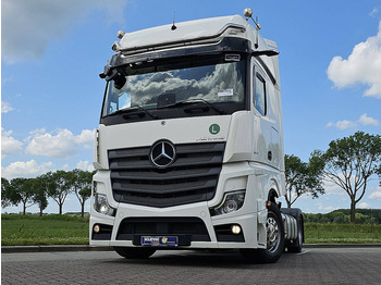 Dragbil MERCEDES-BENZ Actros 1845
