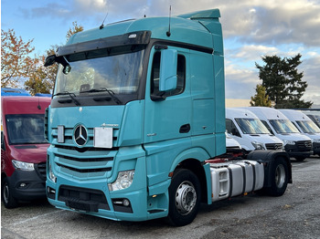 Dragbil MERCEDES-BENZ Actros 1845