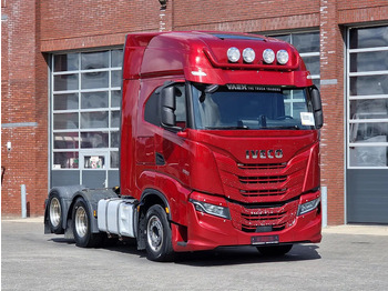 Dragbil IVECO S-WAY