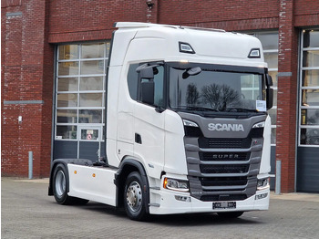 Dragbil SCANIA S 500