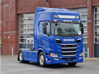Dragbil SCANIA R 450