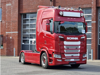 Dragbil SCANIA S 500
