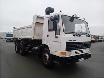 Tippbil lastbil VOLVO FL10