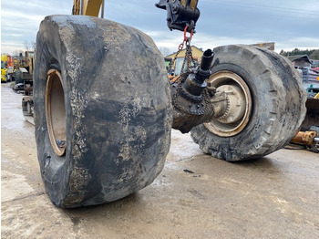 Framaxel för Byggmaskiner CAT 992 C -1V-5949: bild 2 Framaxel för Byggmaskiner CAT 992 C -1V-5949: bild 2