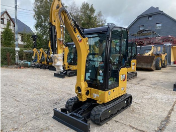 Minigrävmaskin CATERPILLAR 302