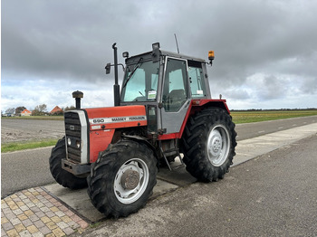Traktor MASSEY FERGUSON 690