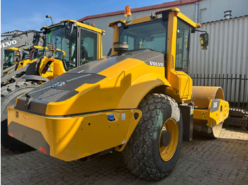 Kompaktor Volvo SD115B: bild 3 Kompaktor Volvo SD115B: bild 3