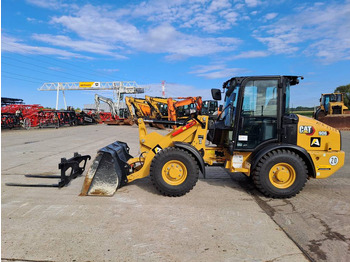 Hjullastare CATERPILLAR 906