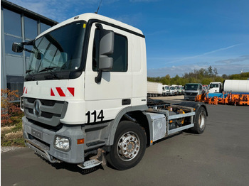 Chassi lastbil MERCEDES-BENZ Actros 1832