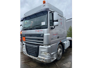 Dragbil DAF XF 105 460