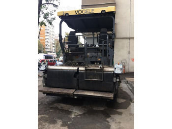 Asfaltläggare VÖGELE