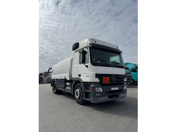 Tankbil MERCEDES-BENZ Actros 1844
