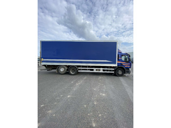 Lastbil med skåp RENAULT Premium 320: bild 4 Lastbil med skåp RENAULT Premium 320: bild 4