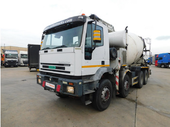 Betongbil IVECO
