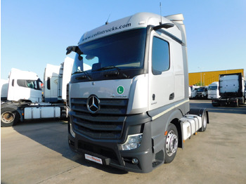 Dragbil MERCEDES-BENZ Actros
