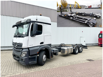 Lastväxlare lastbil MERCEDES-BENZ Actros 2545