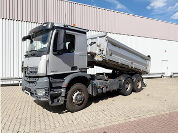 Tippbil lastbil MERCEDES-BENZ Arocs 2643