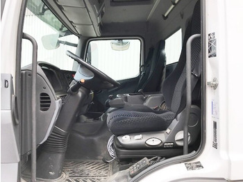 Interior photo 1: Flakbil, Kranbil Mercedes-Benz Atego 1224 L 4x2 Atego 1224 L 4x2 Glastransporter, gegen Aufpreis Heckkran Fassi F95A21