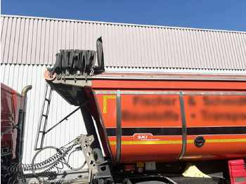 Semitrailer Schmitz Cargobull SKI 24 SL 7.2 SKI 24 SL 7.2, Thermo-Stahlmulde ca. 24m³, Liftachse, E-Verdeck: bild 3 Semitrailer Schmitz Cargobull SKI 24 SL 7.2 SKI 24 SL 7.2, Thermo-Stahlmulde ca. 24m³, Liftachse, E-Verdeck: bild 3