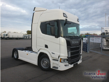 Dragbil SCANIA R 460