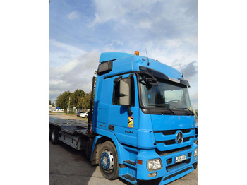 Flakbil MERCEDES-BENZ