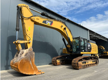Bandgrävare CATERPILLAR 352F