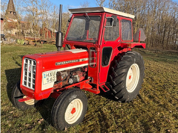 Traktor INTERNATIONAL