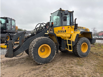 Hjullastare KOMATSU WA250