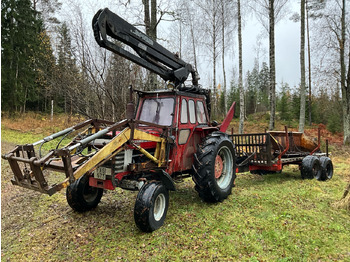 Traktor MASSEY FERGUSON 100 series