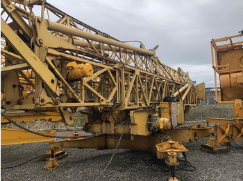 Självresande tornkran POTAIN