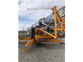 Självresande tornkran POTAIN