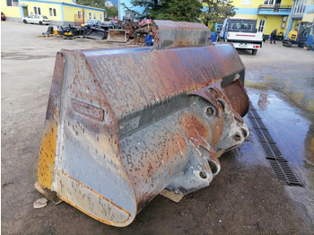 Lastarskopa för Hjullastare VOLVO loader bucket 2800 mm: bild 5 Lastarskopa för Hjullastare VOLVO loader bucket 2800 mm: bild 5