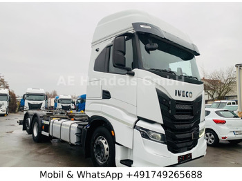 Containerbil/ Växelflak lastbil IVECO S-WAY