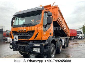 Tippbil lastbil IVECO Trakker